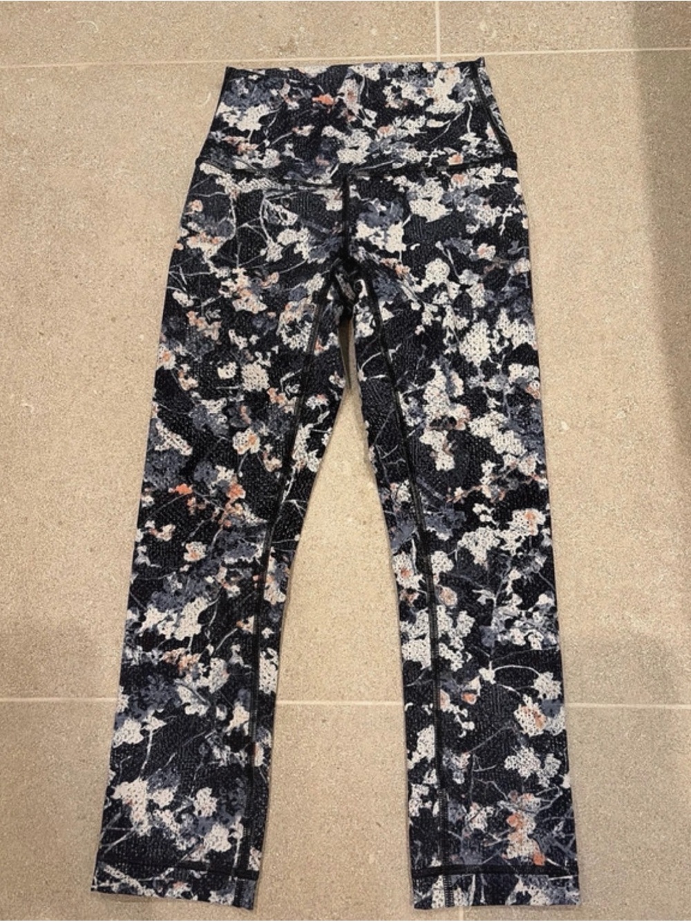 lululemon athletica Floral Print capri